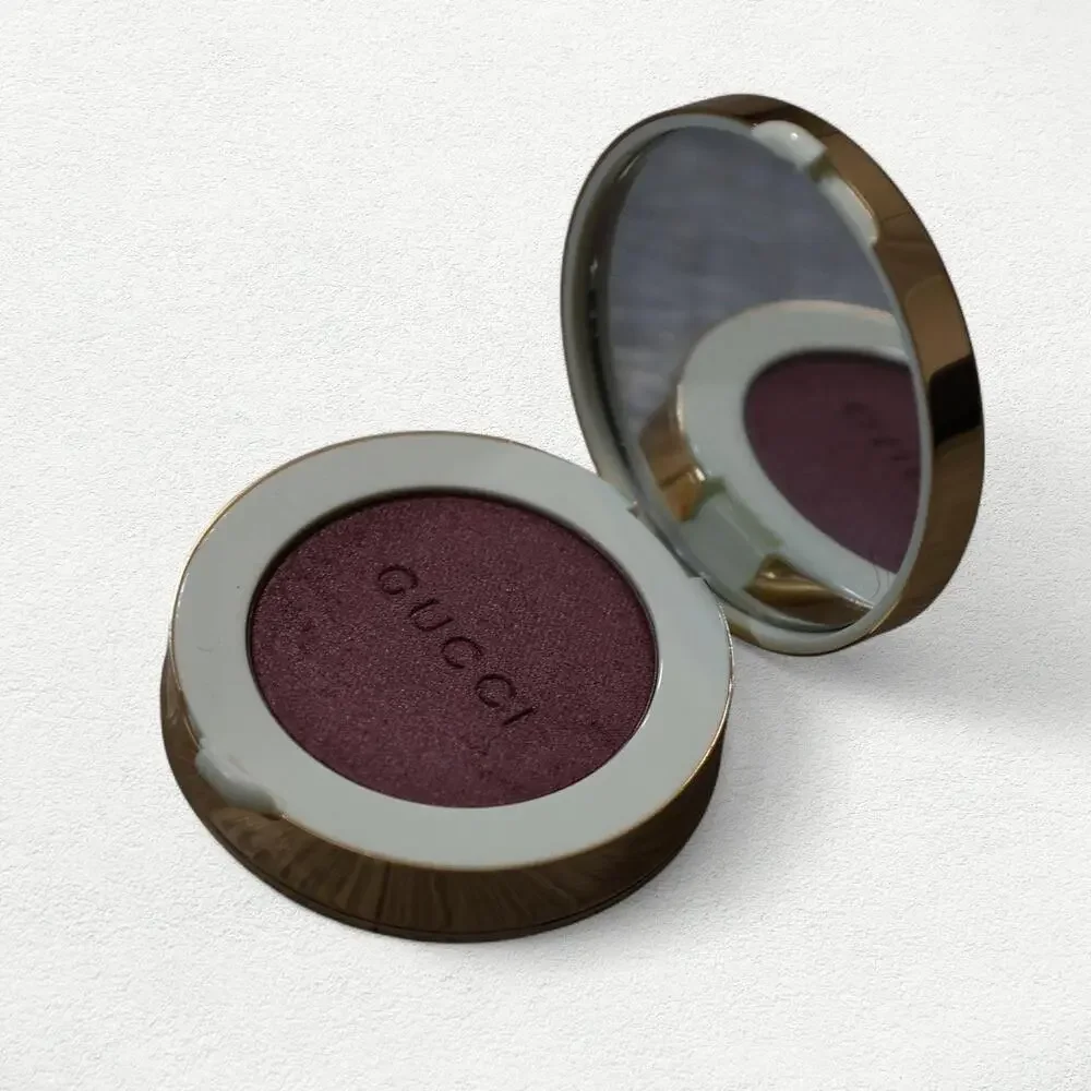 Gucci Glow Blush in 05 Soft Plum